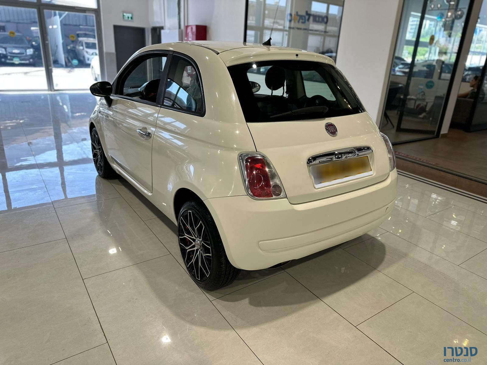 2014' Fiat 500 photo #3