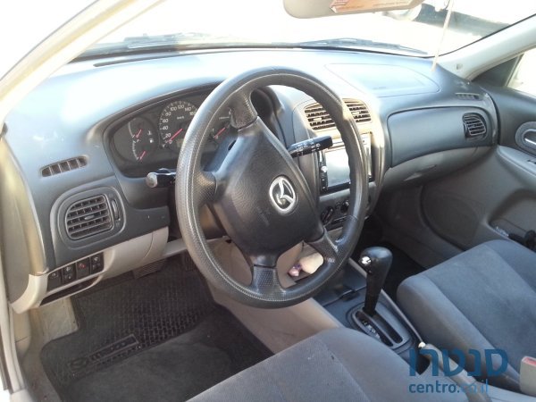 2002' Mazda Lantis photo #5
