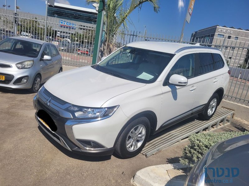 2019' Mitsubishi Outlander מיצובישי אאוטלנדר photo #1