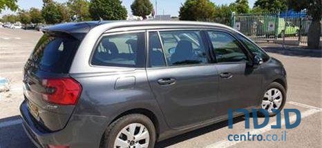 2016' Citroen C4 Picasso סיטרואן C4 פיקאסו photo #2