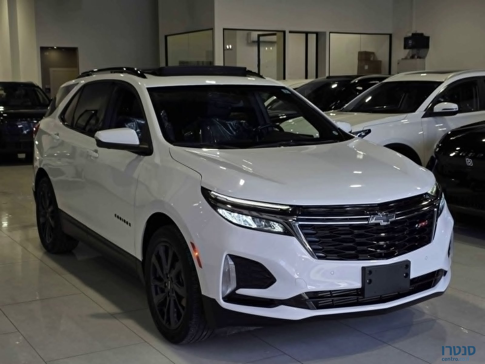 2022' Chevrolet Equinox photo #2