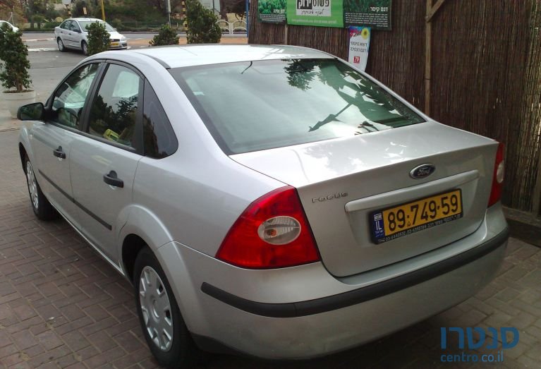 2006' Ford Focus photo #1