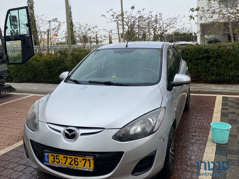 2010' Mazda 2 מאזדה photo #1