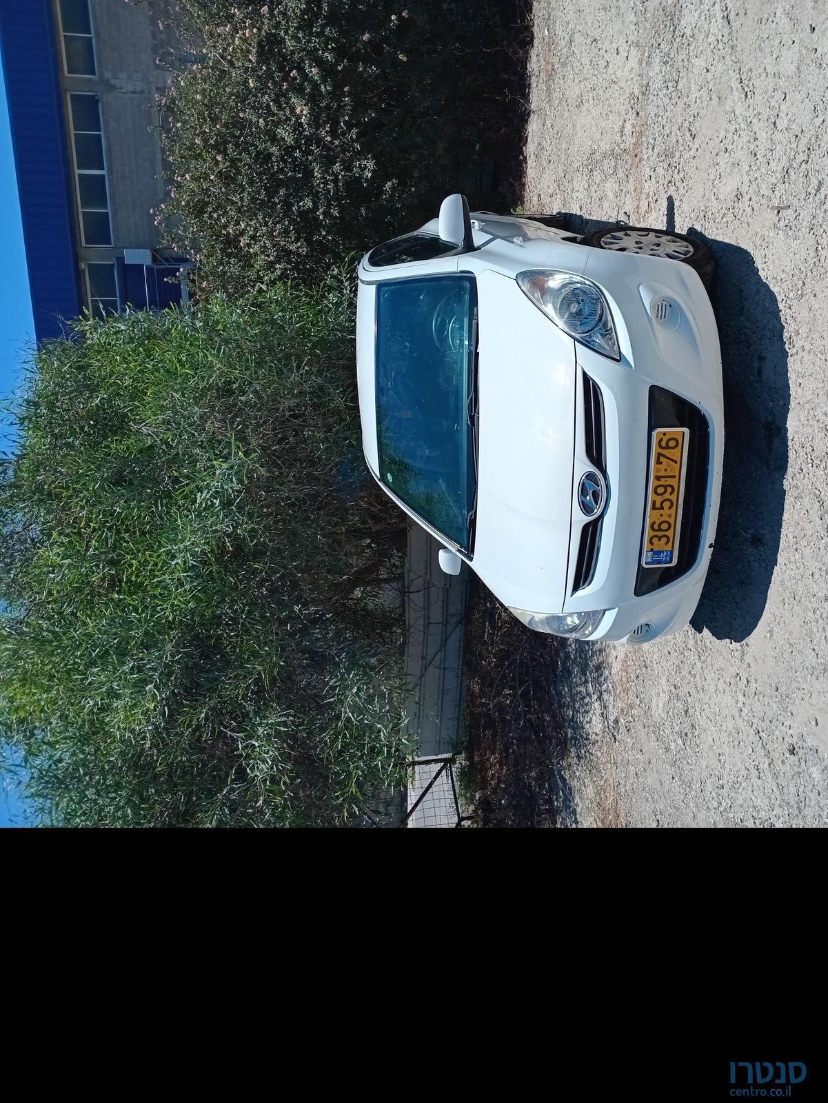 2011' Hyundai i20 יונדאי photo #1