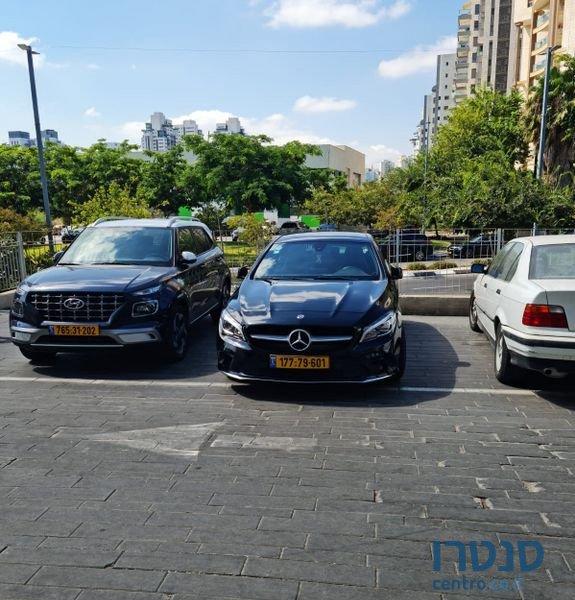 2018' Mercedes-Benz Cla מרצדס photo #1