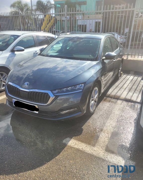 2021' Skoda Octavia סקודה אוקטביה photo #2