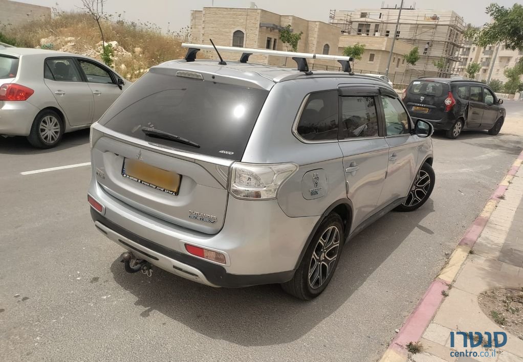2015' Mitsubishi Outlander מיצובישי אאוטלנדר photo #1
