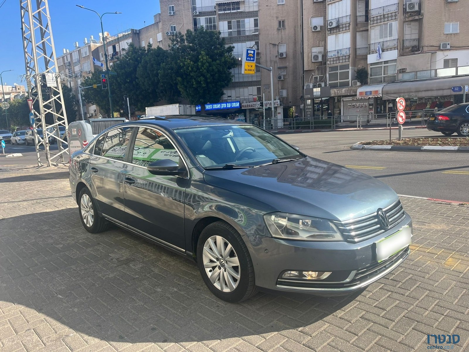 2014' Volkswagen Passat photo #6