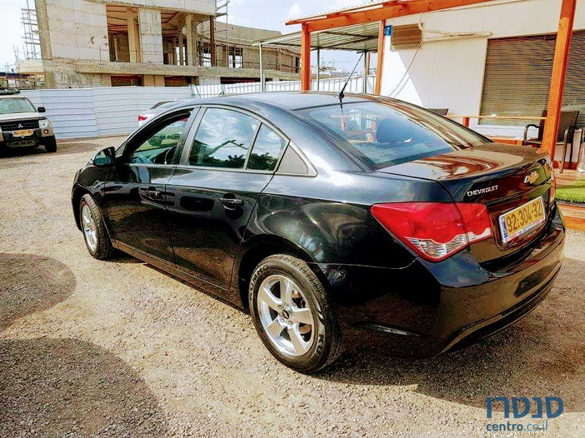 2015' Chevrolet Cruze photo #2