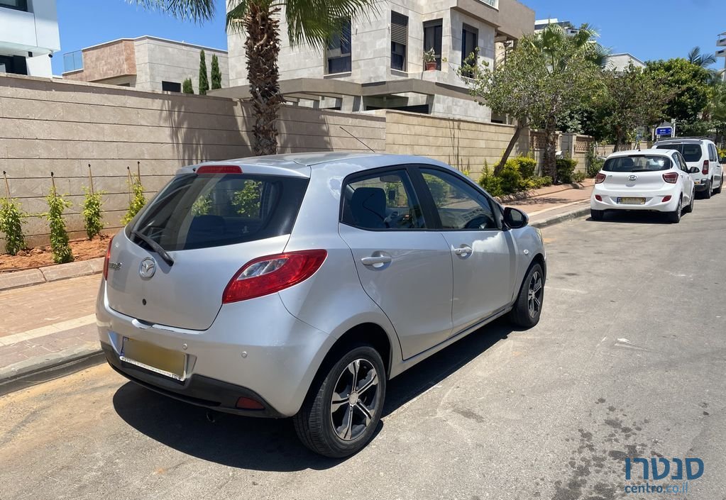 2011' Mazda 2 מאזדה photo #3