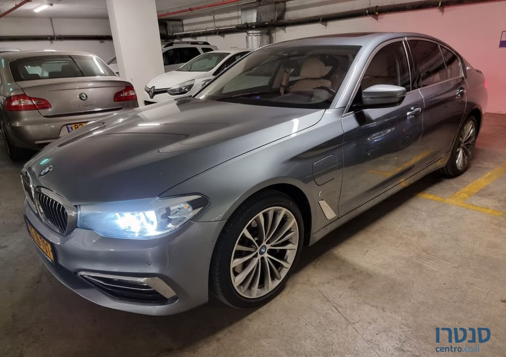 2018' BMW 5 Series ב.מ.וו סדרה 5 photo #1