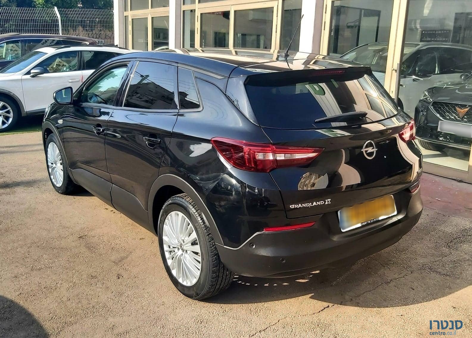 2018' Opel Grandland X photo #4