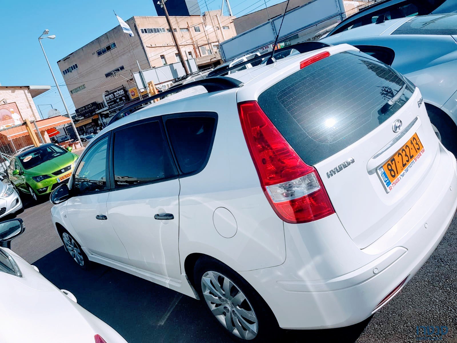 2012' Hyundai i30 photo #2