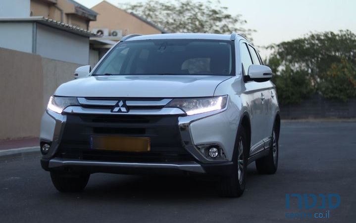 2016' Mitsubishi Outlander מיצובישי אאוטלנדר photo #1