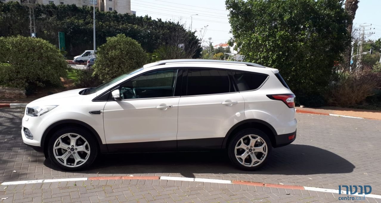 2020' Ford Kuga פורד קוגה for sale. Ra'anana, Israel