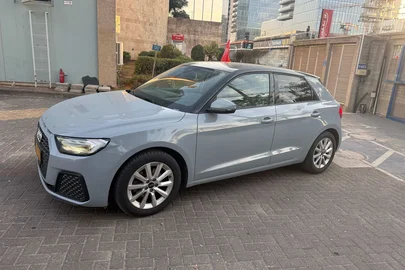 2022' Audi A1 אאודי