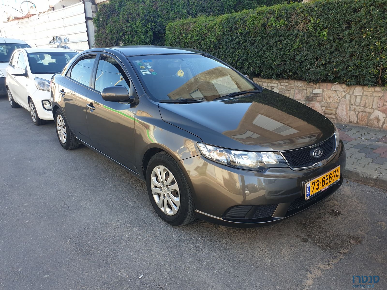 2011' Kia Forte photo #2