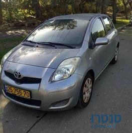 2010' Toyota Yaris טויוטה יאריס photo #2