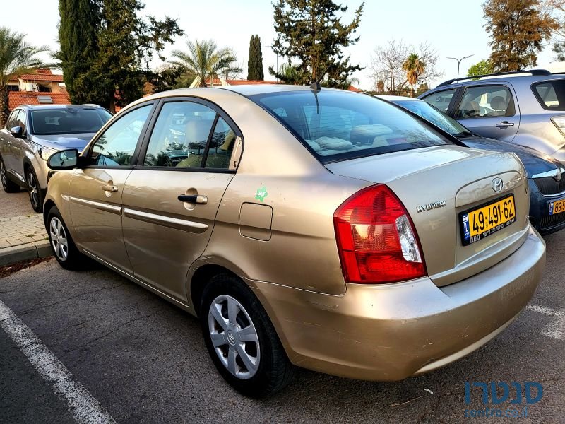 2007' Hyundai Accent photo #2