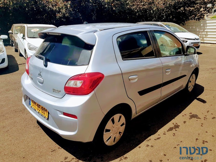 2018' Mitsubishi Space Star photo #4