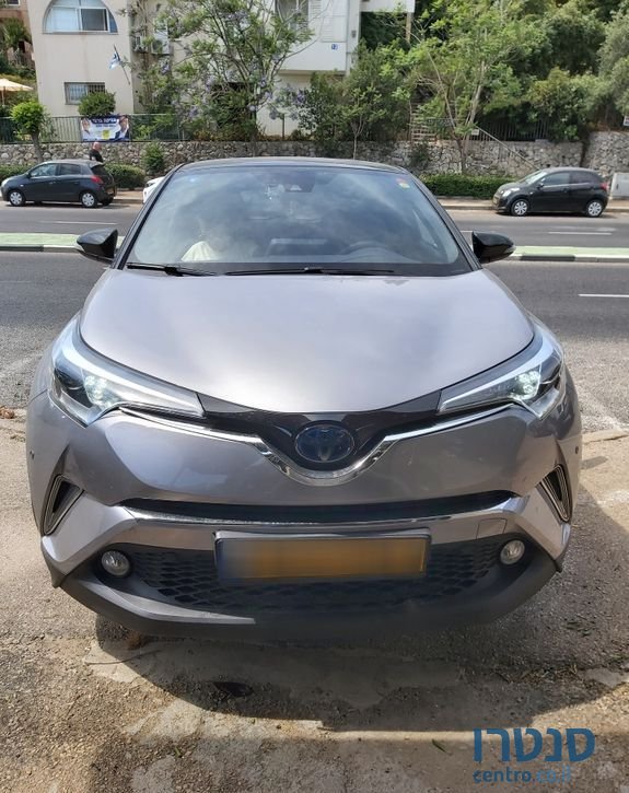 2018' Toyota C-HR טויוטה photo #2