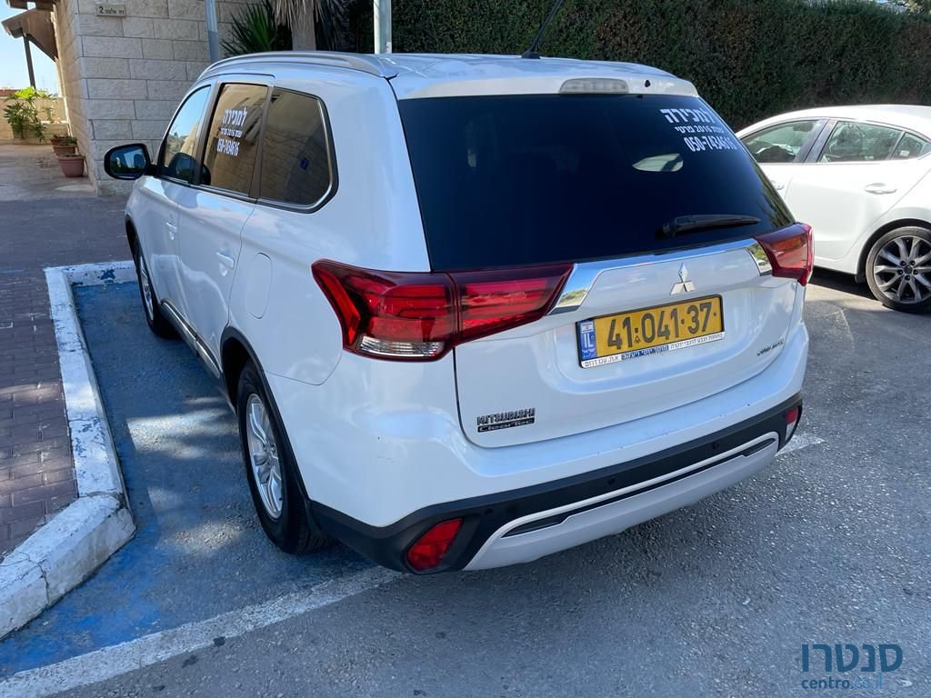 2016' Mitsubishi Outlander מיצובישי אאוטלנדר photo #2