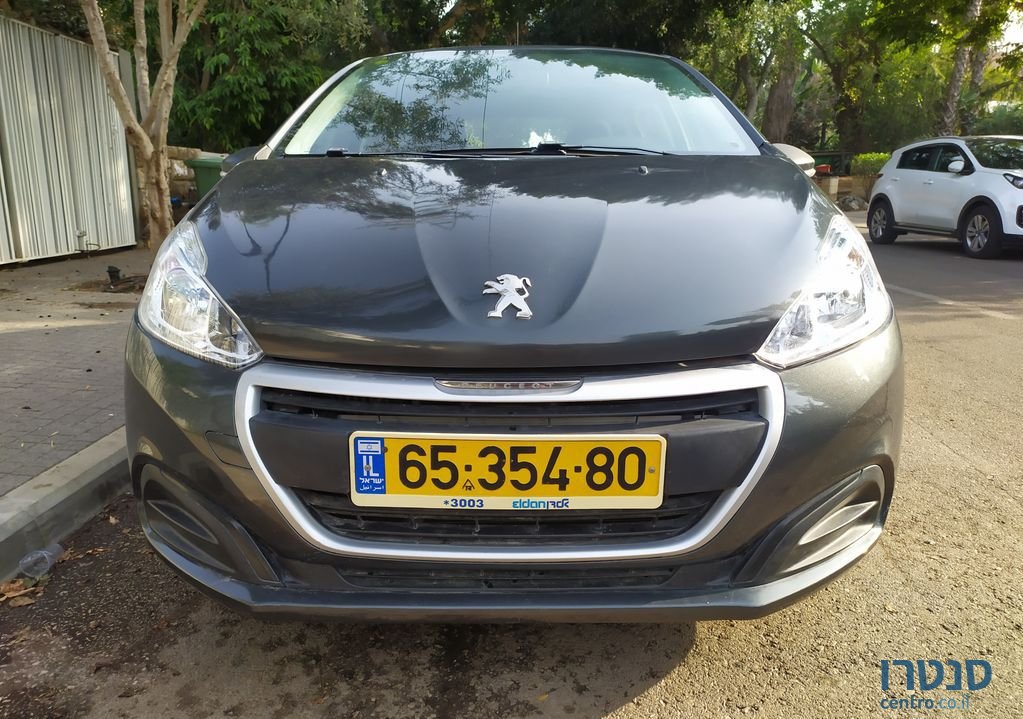 2017' Peugeot 208 פיג'ו photo #2