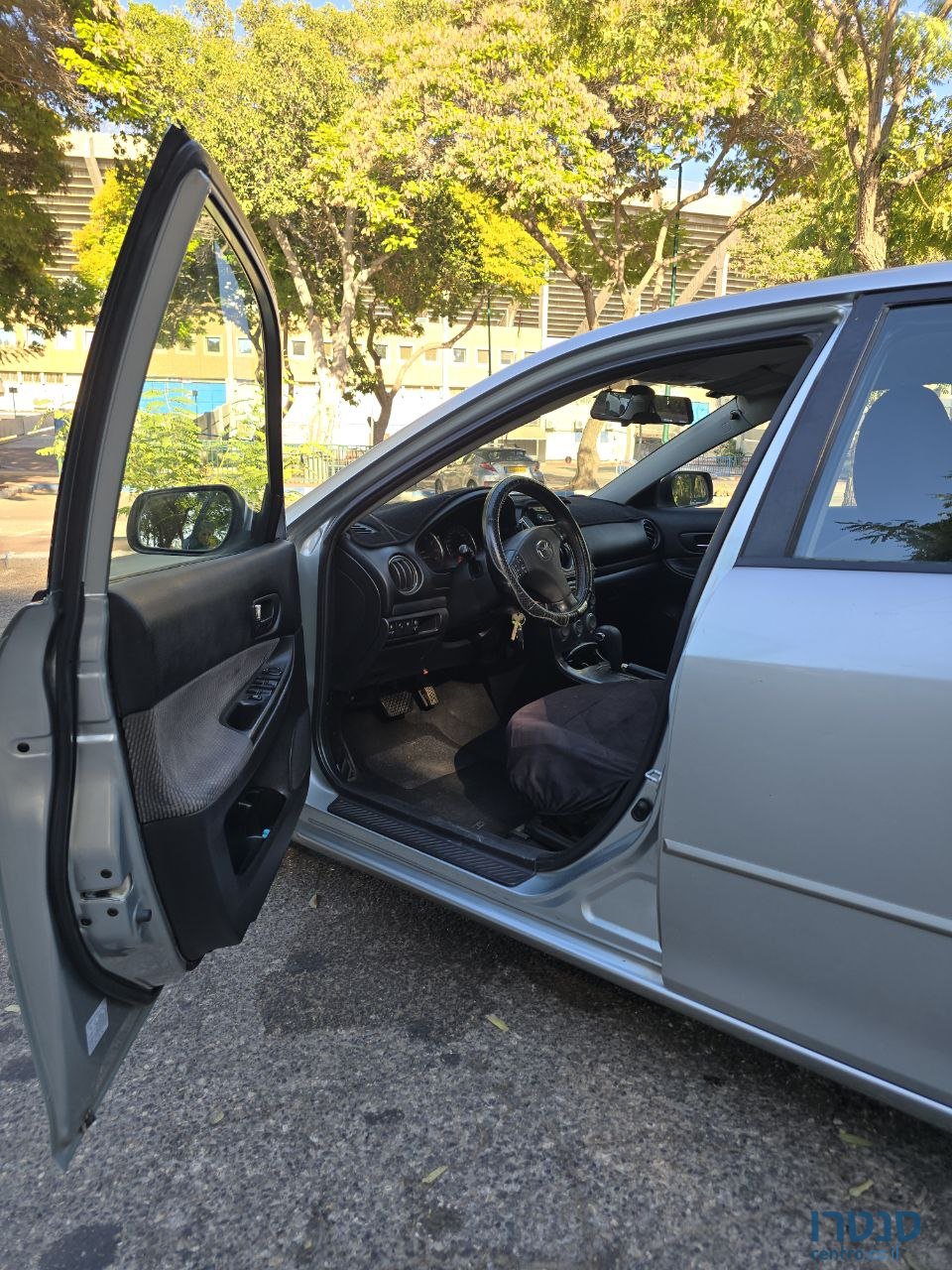 2005' Mazda 6 photo #6