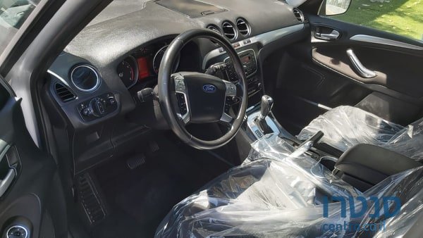 2014' Ford Galaxy photo #3