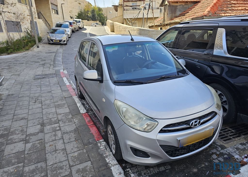 2012' Hyundai i10 יונדאי photo #1