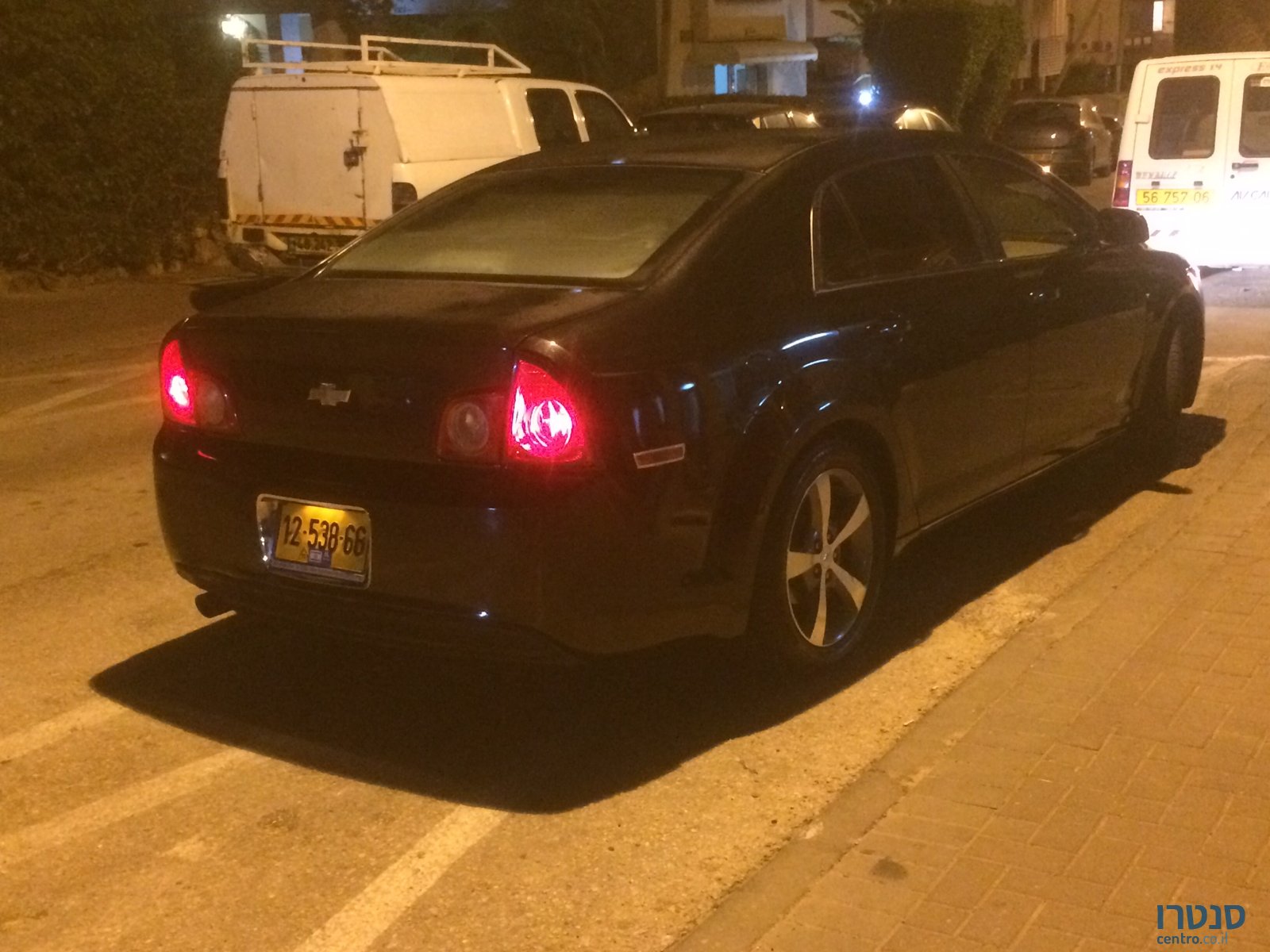 2009' Chevrolet Malibu LT photo #1