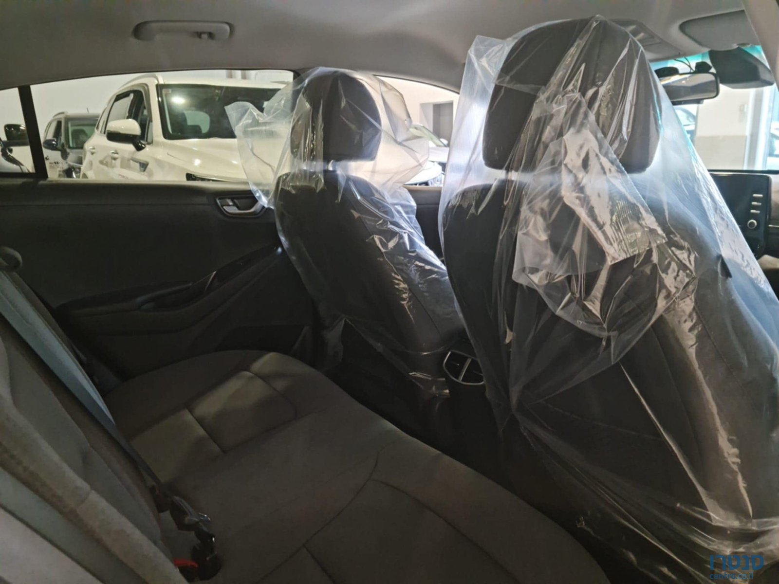 2022' Hyundai Ioniq photo #6