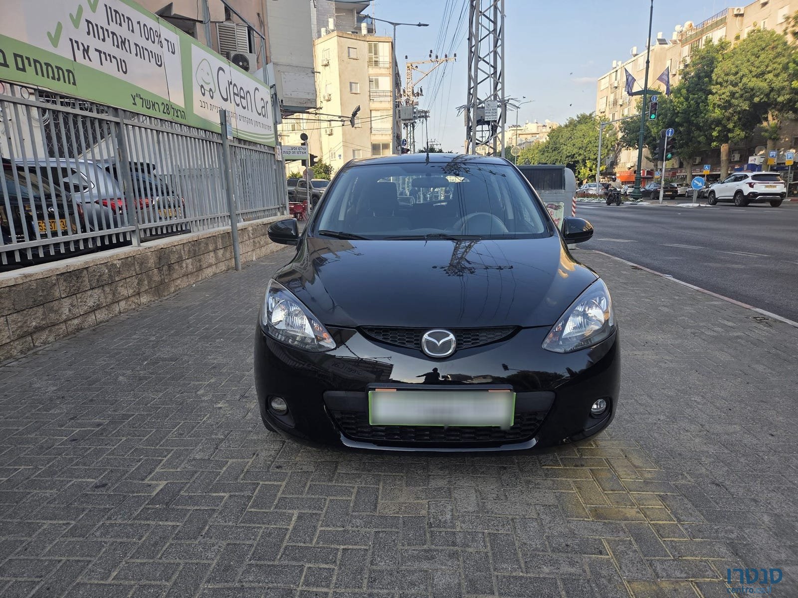 2010' Mazda 2 photo #3