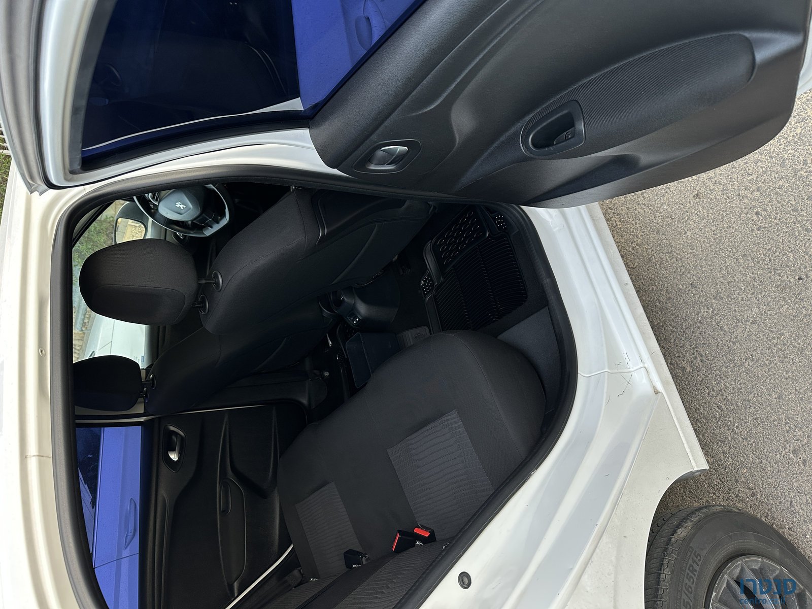 2016' Peugeot 301 photo #6