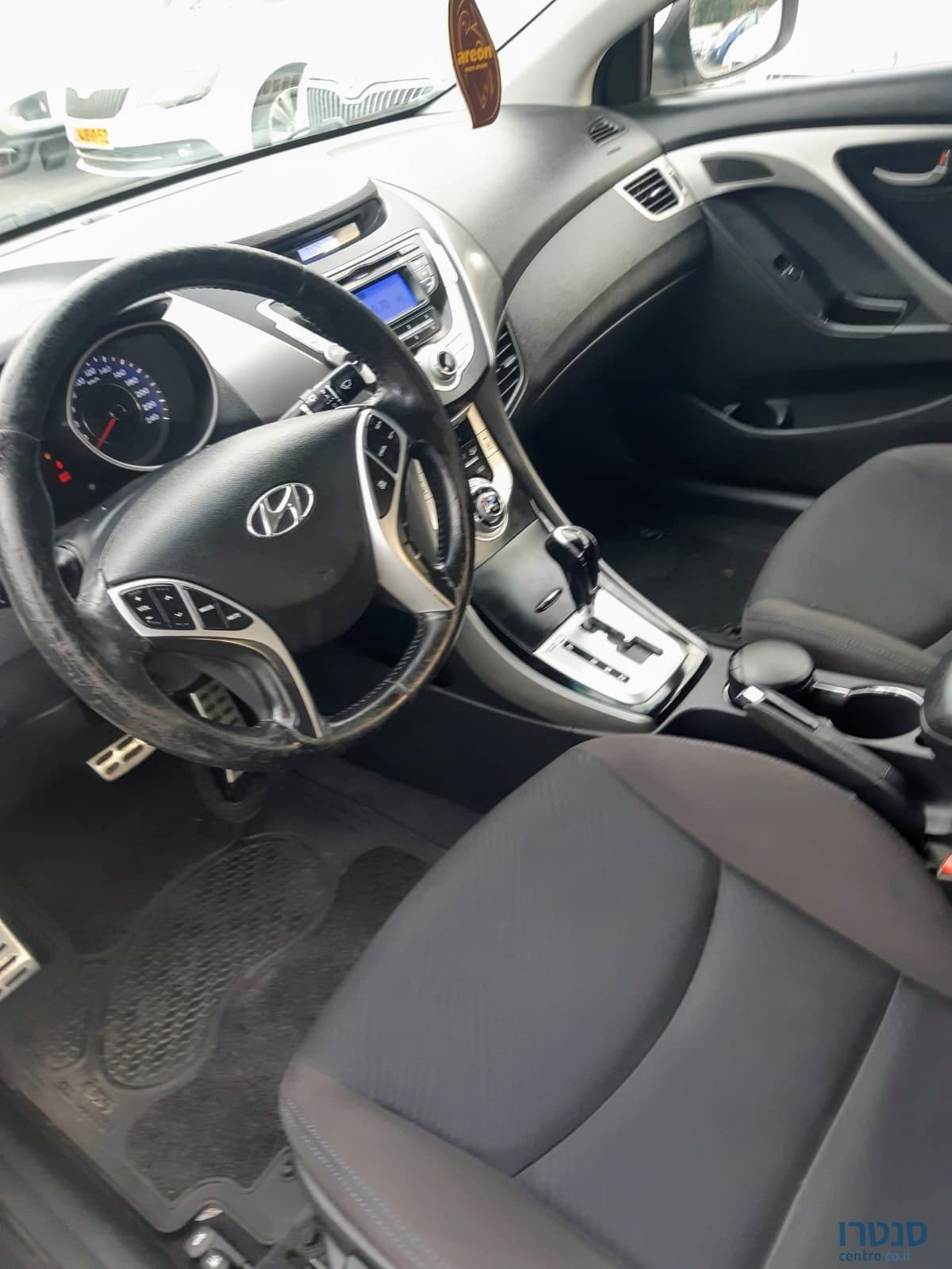 2012' Hyundai i35 photo #5