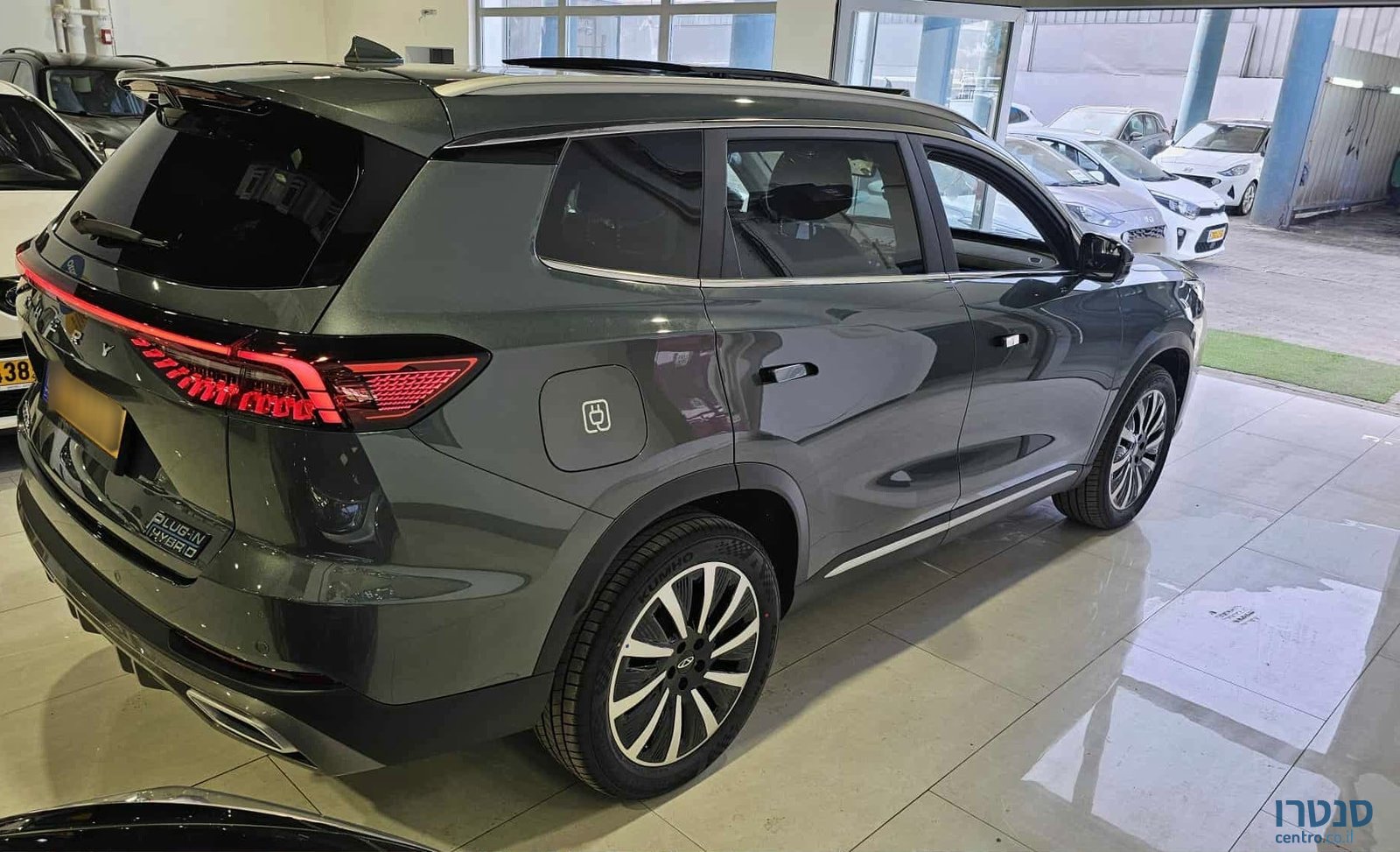 2025' Chery Tiggo 8 photo #3