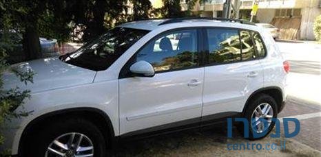 2008' Volkswagen Tiguan photo #4