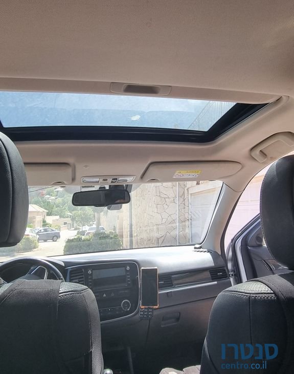 2016' Mitsubishi Outlander מיצובישי אאוטלנדר photo #2