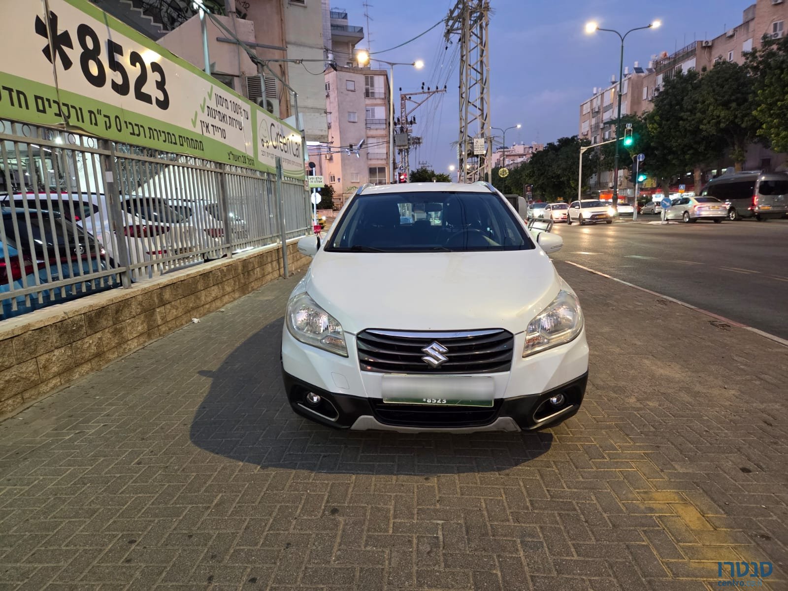 2015' Suzuki SX4 photo #3