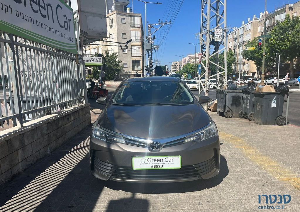 2018' Toyota Corolla טויוטה קורולה photo #1