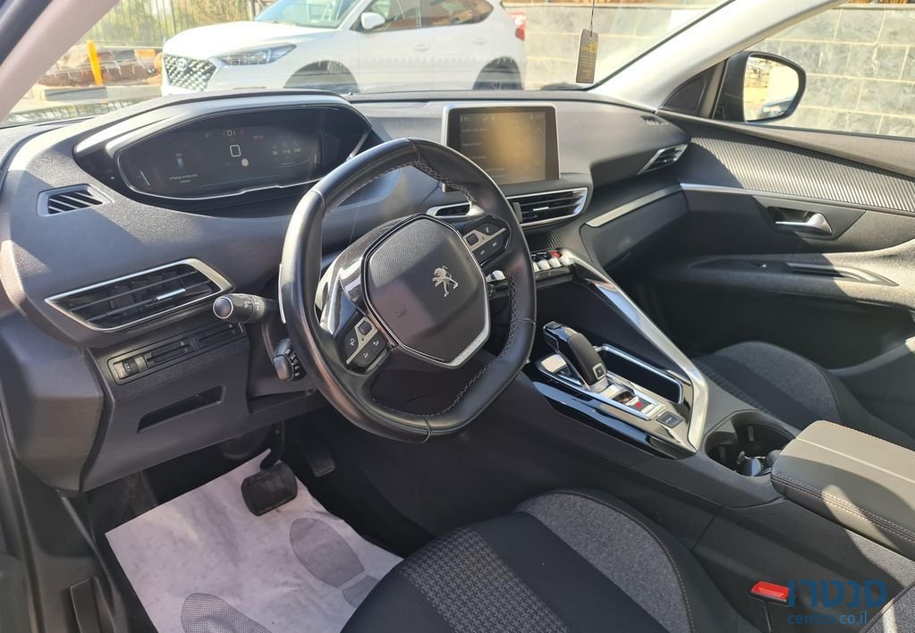 2018' Peugeot 3008 פיג'ו photo #3