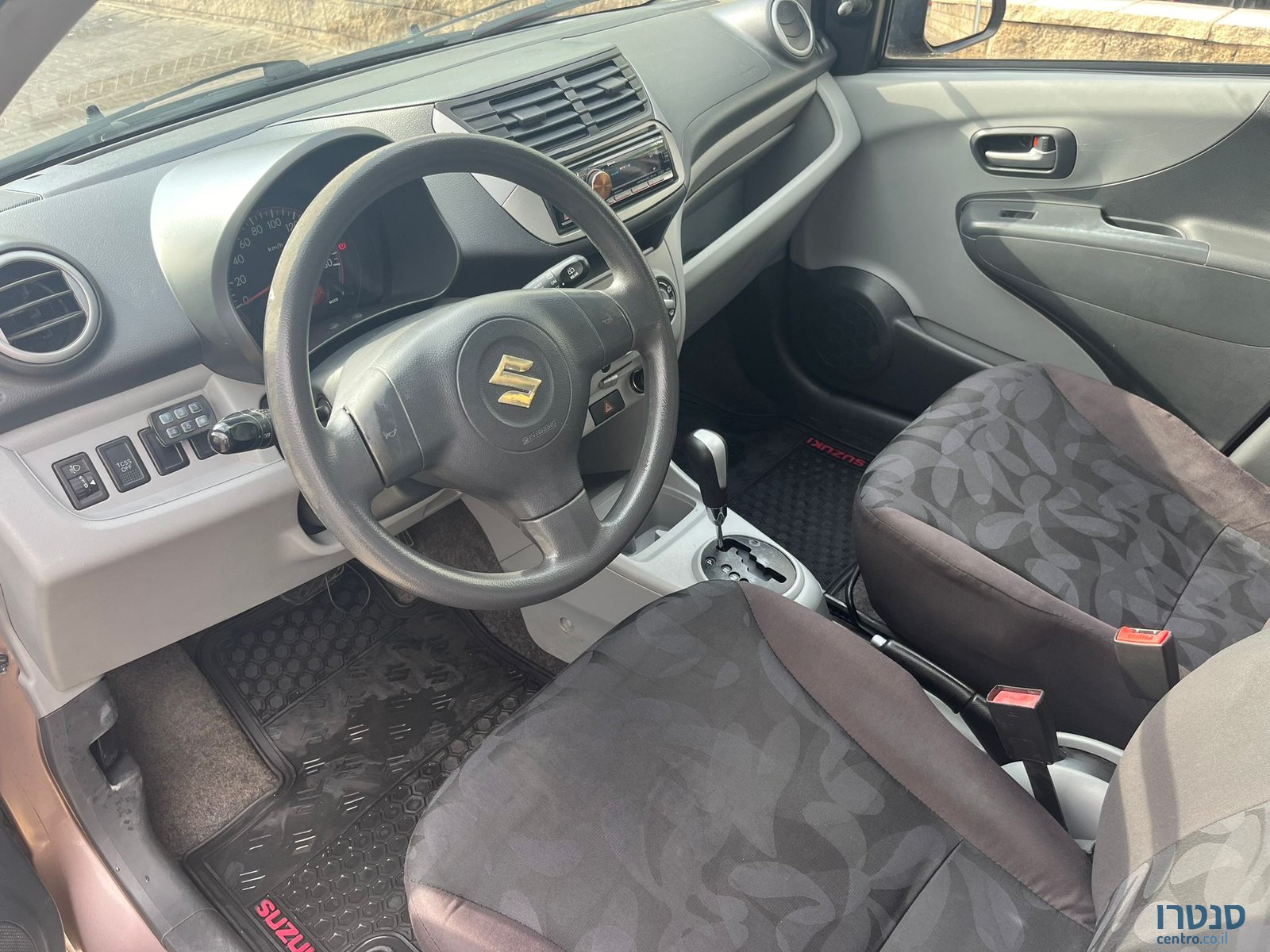 2012' Suzuki Alto photo #3