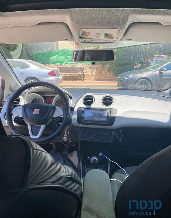 2011' SEAT Ibiza סיאט איביזה photo #3