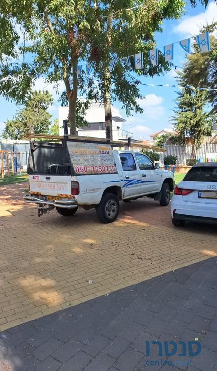 2006' Toyota Hilux 2X4 טויוטה היילקס photo #6