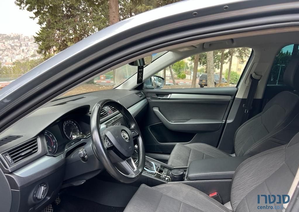 2017' Skoda Superb סקודה סופרב photo #5