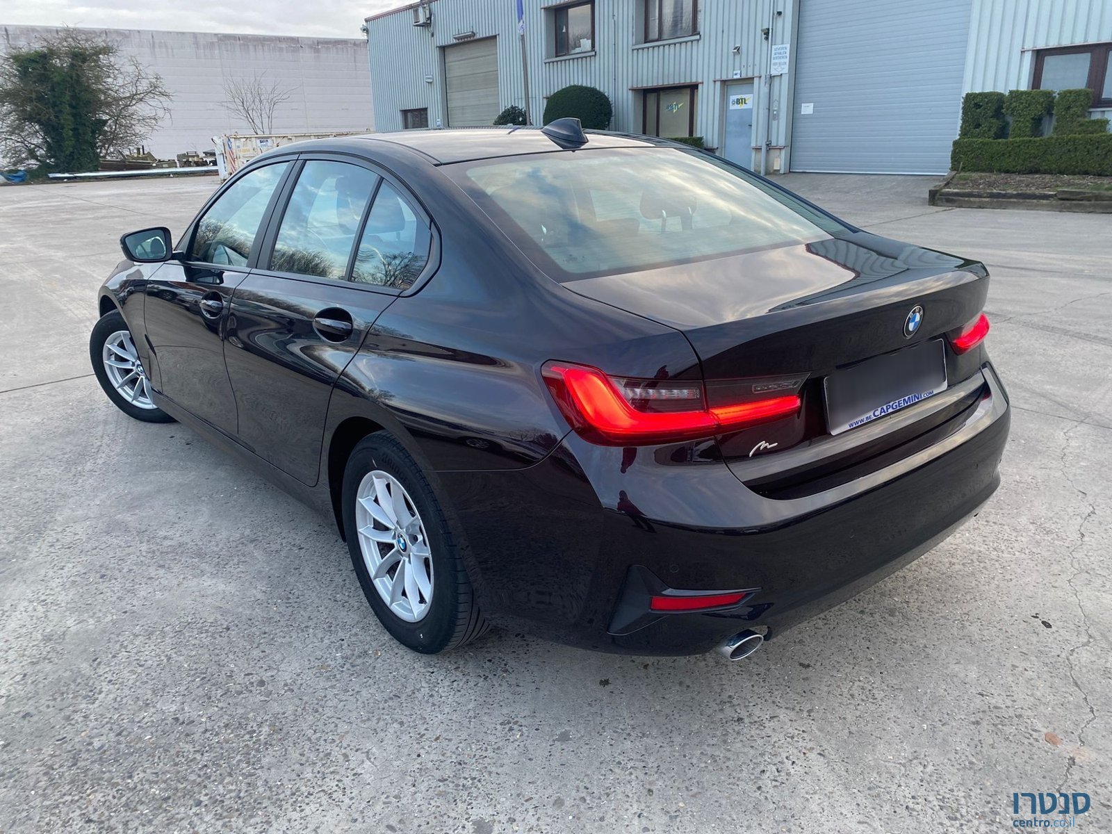 2019' BMW 318 d photo #6