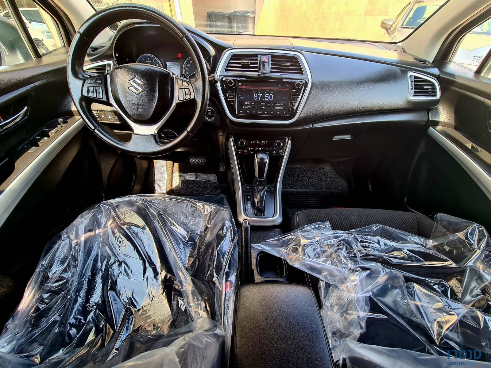 2019' Suzuki SX4 photo #5