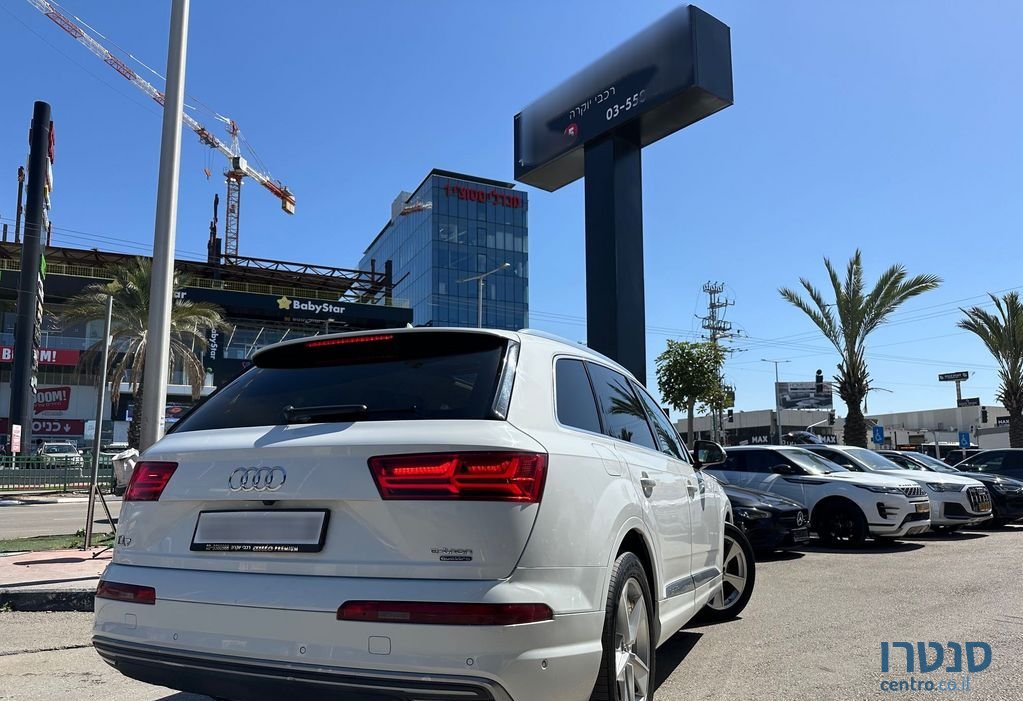 2018' Audi Q7 אאודי photo #3