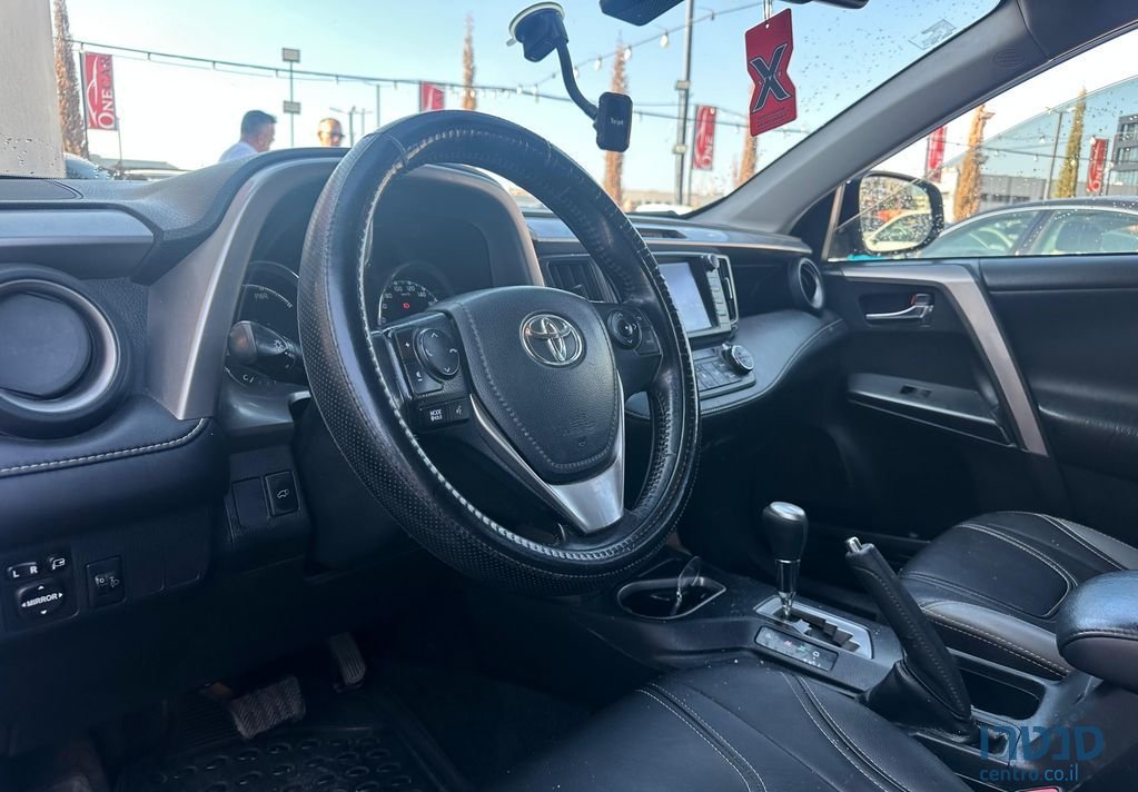2017' Toyota RAV4 טויוטה photo #3