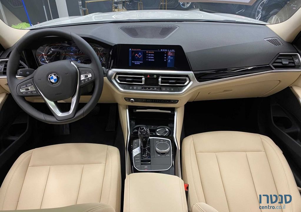 2021' BMW 3 Series ב.מ.וו סדרה 3 photo #4